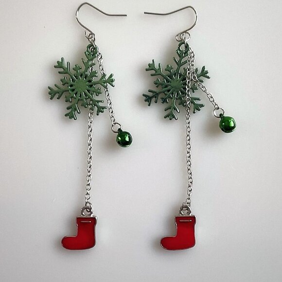 CHRISTMAS SNOWFLAKE STOCKING EARRINGS - Picture 1 of 4
